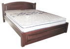Двуспальная деревянная кровать из Ольхи