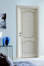 Двери деревянные в классическом стиле