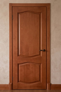 Двери из массив ольхи в классическом стиле